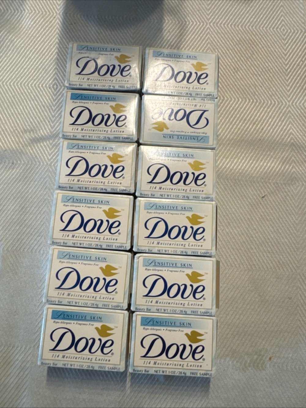 Dove Sensitive Skin Beauty Bars - White & Blue Packaging (12 Bars)